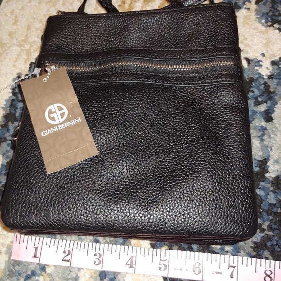 NWT Giani Bernini Triple-Zip Pebble Leather Bag - Picture 3 of 11